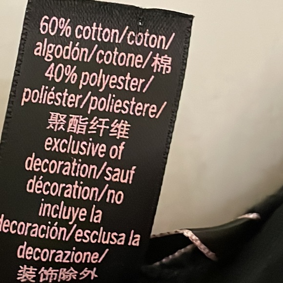 VICTORIA’S SECRET “TEASE” BLACK LONG SLEEVE TEE - Picture 5 of 5